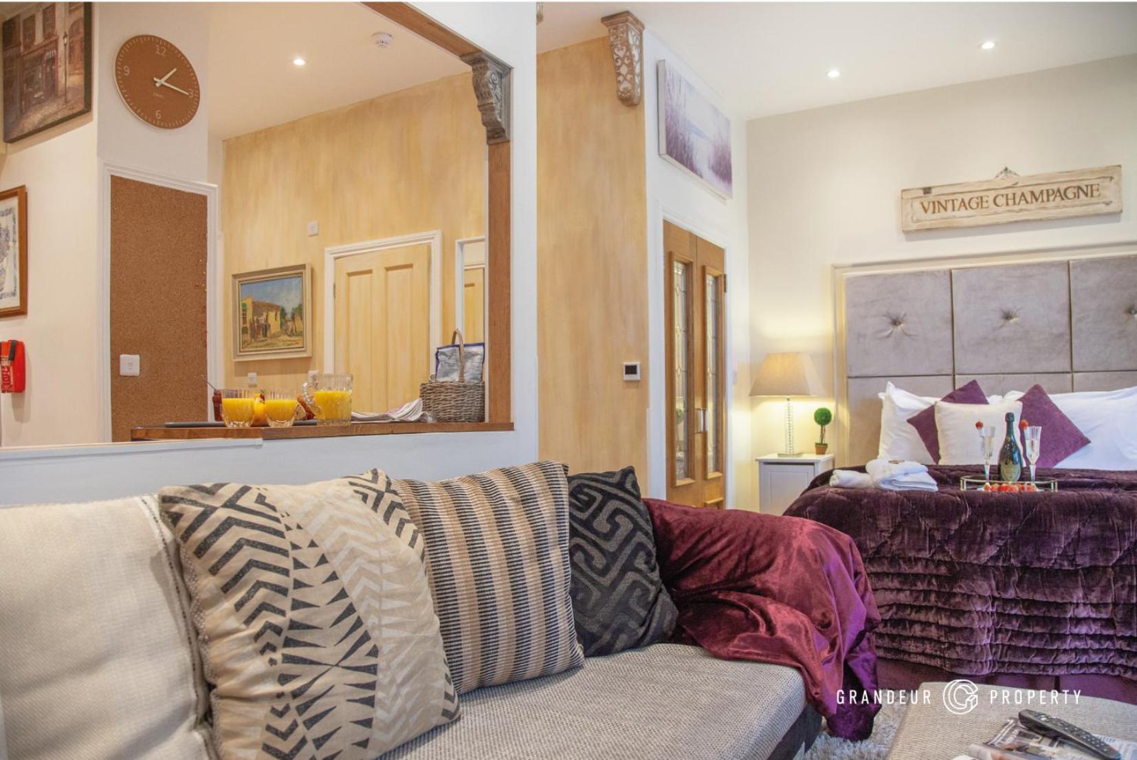 Treetop Suite By Grandeur Property Bournemouth Esterno foto