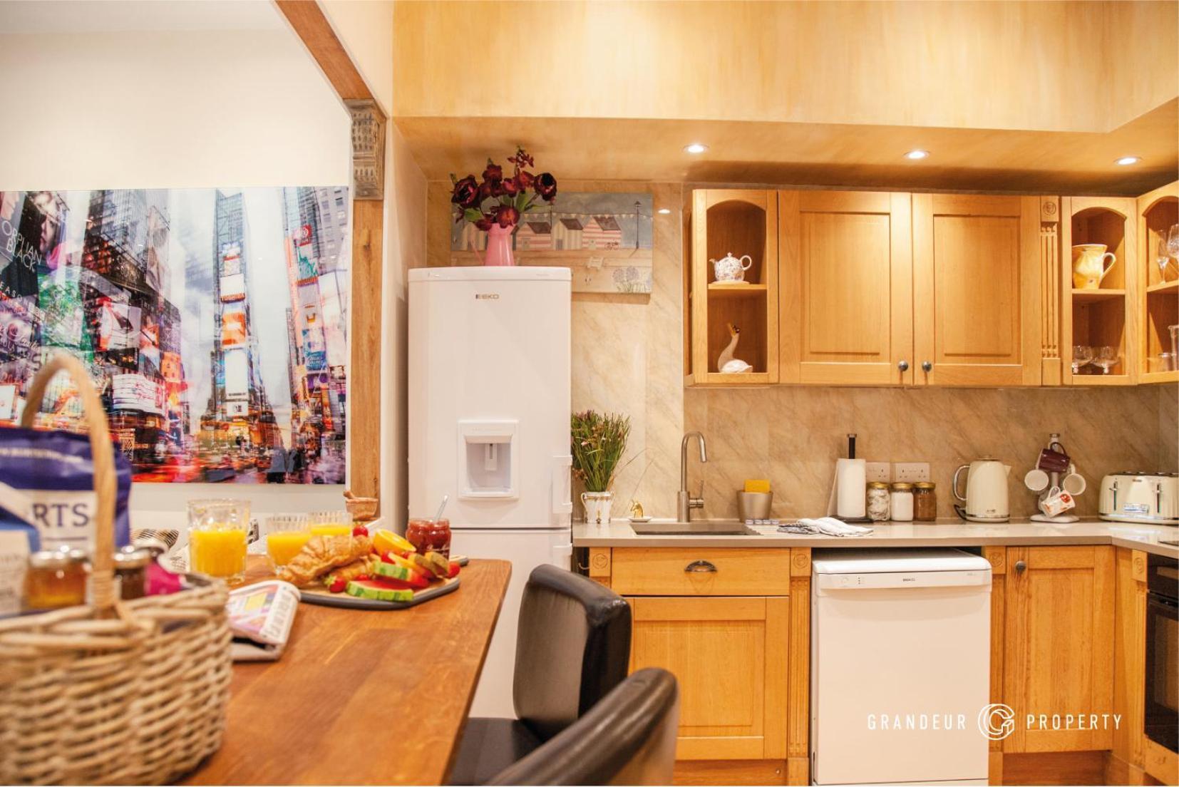 Treetop Suite By Grandeur Property Bournemouth Esterno foto
